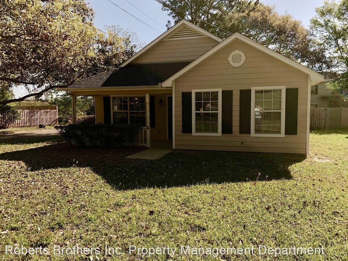 Primary Photo - 3 br, 2 bath House - 51 Bishop Lane