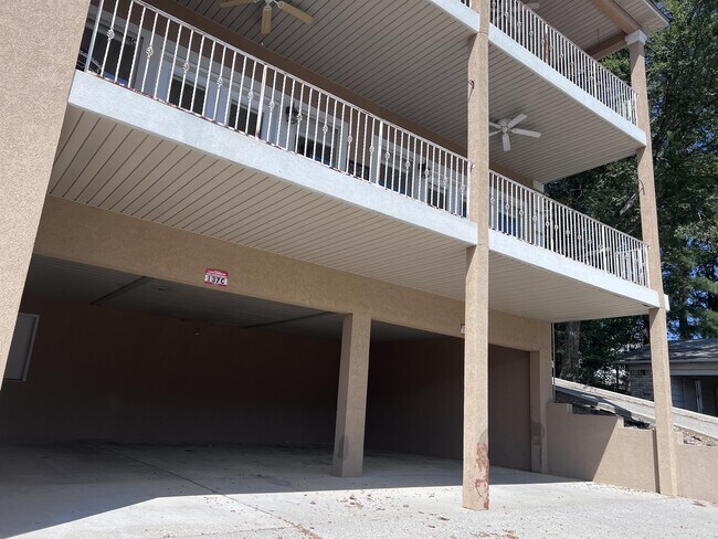 Building Photo - 137 Central Terrace