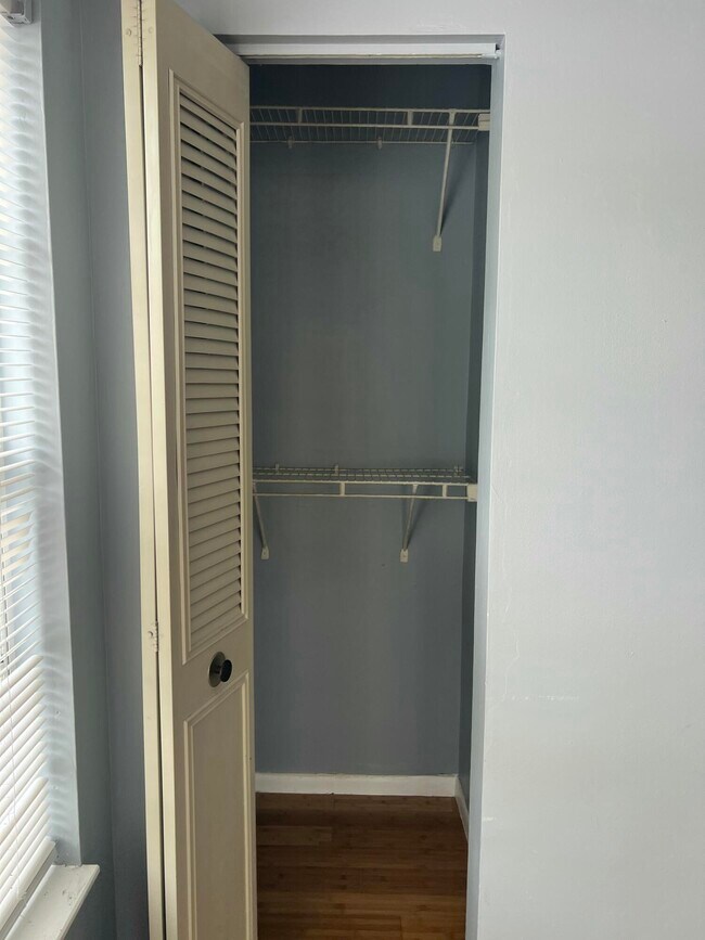 Foto del edificio - 5112 Society Pl W