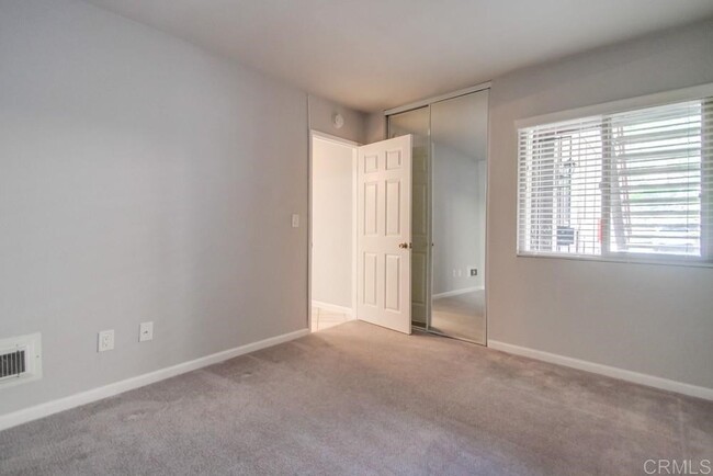 Foto del edificio - 5533 Adobe Falls Rd
