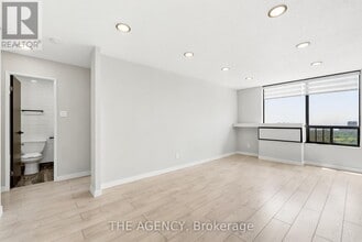 Building Photo - 2350 Dundas St W