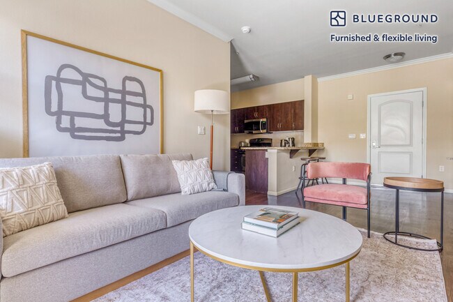 Foto del edificio - 6355 De Soto Ave