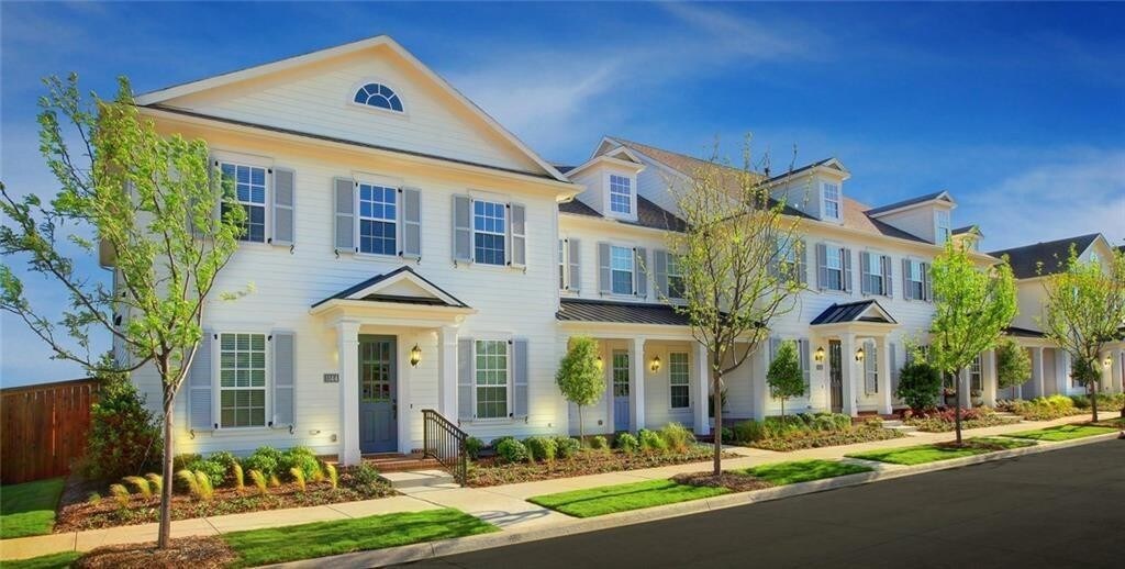 Foto principal - 8716 Ice House Dr