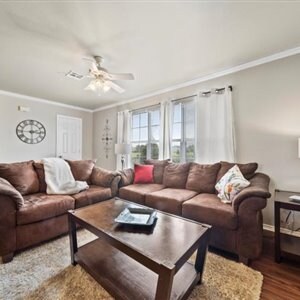 Foto principal - 6715 S Utica Pl