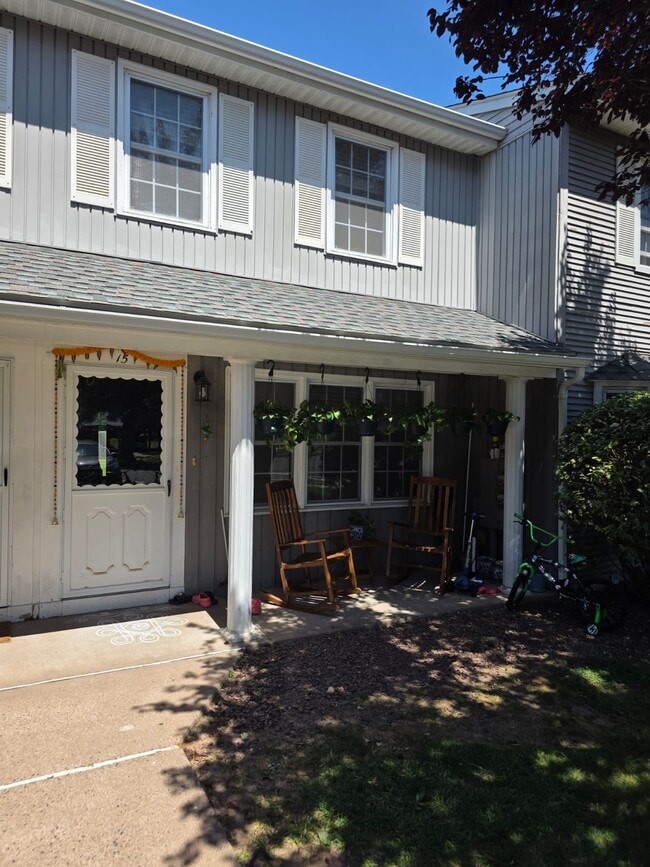 Building Photo - 15 Joiners Rd