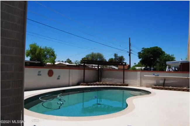 Foto del edificio - 6042 E Eastland St