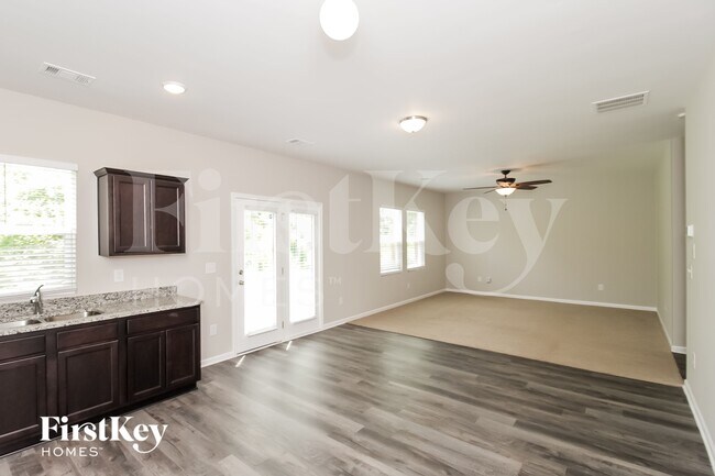 Building Photo - 29 Tabasco Cat Ct