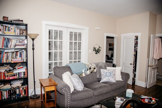 Foto del edificio - 154 E High St