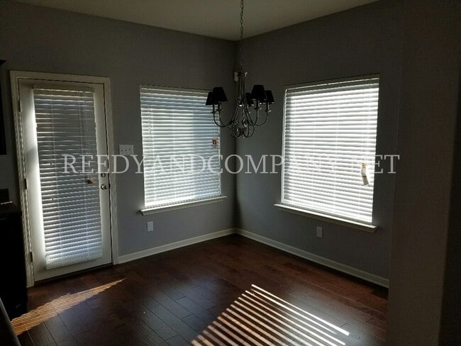 Foto del edificio - 4276 Blake Cir