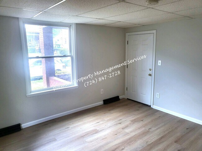 Foto del edificio - 1423 Beaver Rd