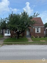 Building Photo - 318 E Park Pl