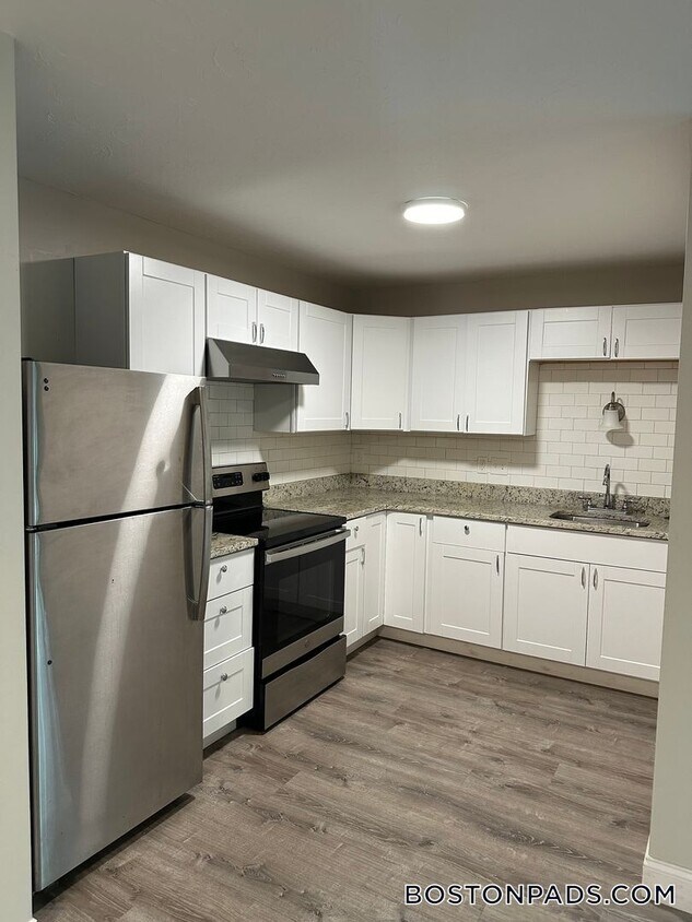 Foto principal - 310 Thompson Rd
