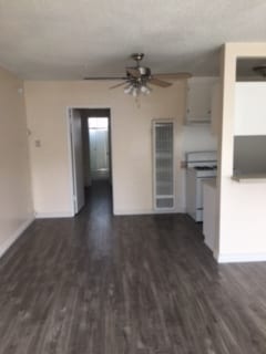 Building Photo - Balboa Boulevard Apartments