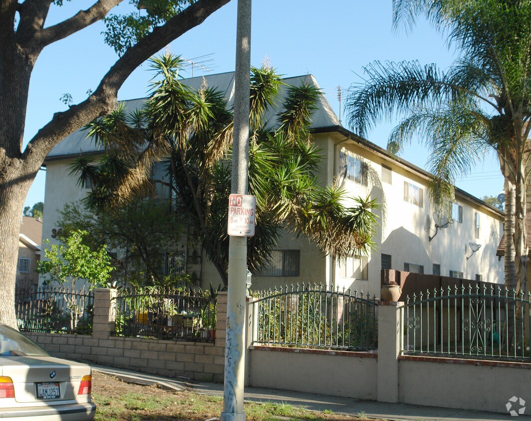 Building Photo - 3461 Perlita Ave