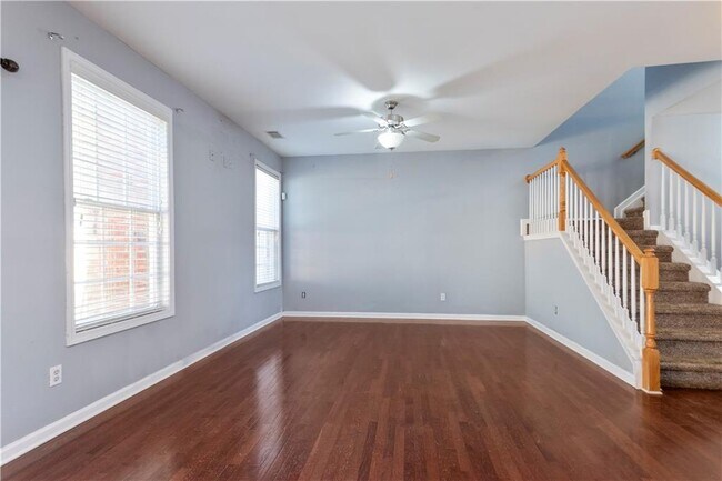 Building Photo - 1126 Treymont Ln SW