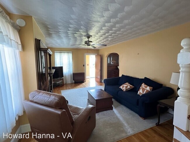 Foto del edificio - 3 br, 2.5 bath House - 2521 Bayview Blvd.
