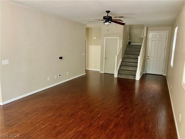 Building Photo - 10580 Calico Pines Ave