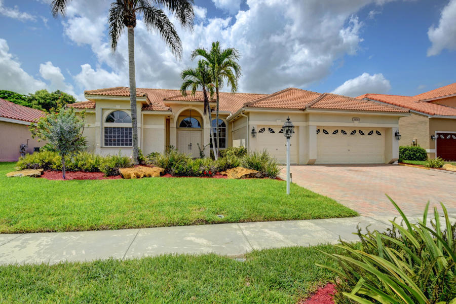 Primary Photo - 9456 Lake Serena Dr