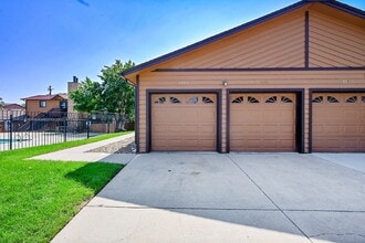 Building Photo - 9544 W 89th Cir