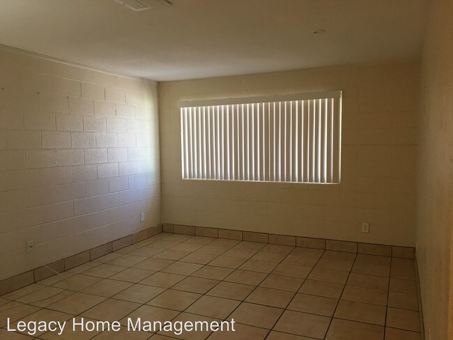 Building Photo - 4115 E Moreland St