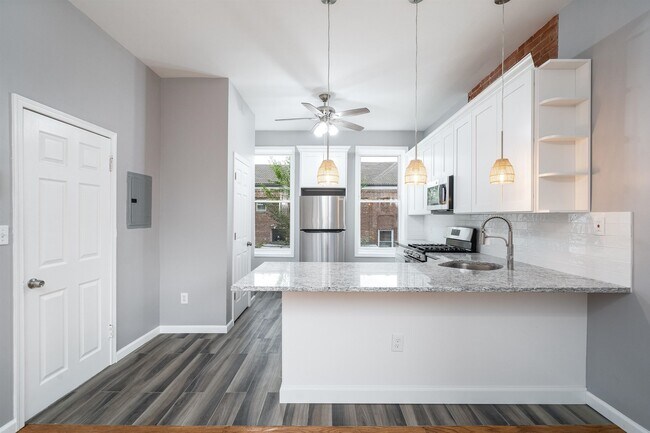 Foto del edificio - 282 Whiton St