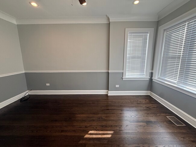 Building Photo - 7239 S Campbell Ave