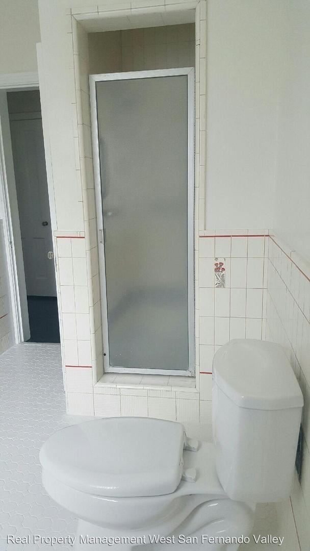 Foto del edificio - 1 br, 1 bath House - 590 N ROSSMORE AVE #2