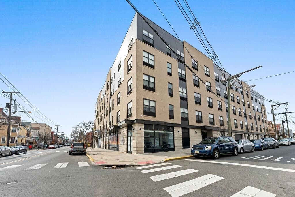 Foto principal - 429 Bergen Ave