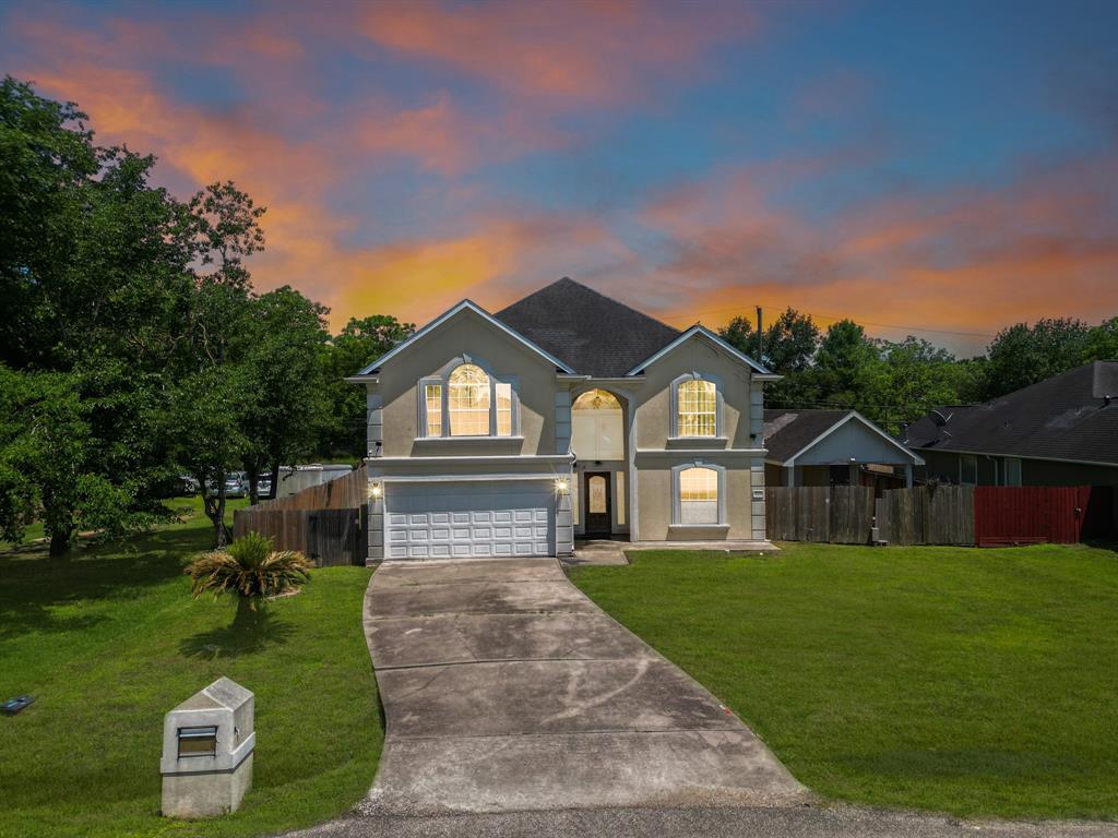 Foto principal - 5715 Ladonia St