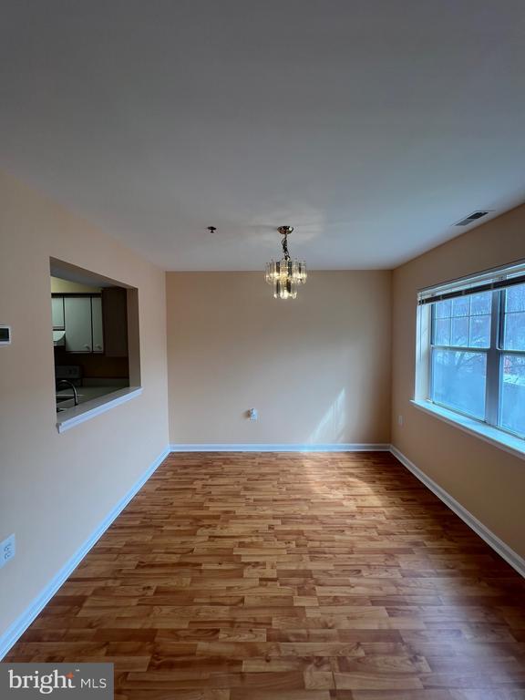 Building Photo - 525 McManus Way