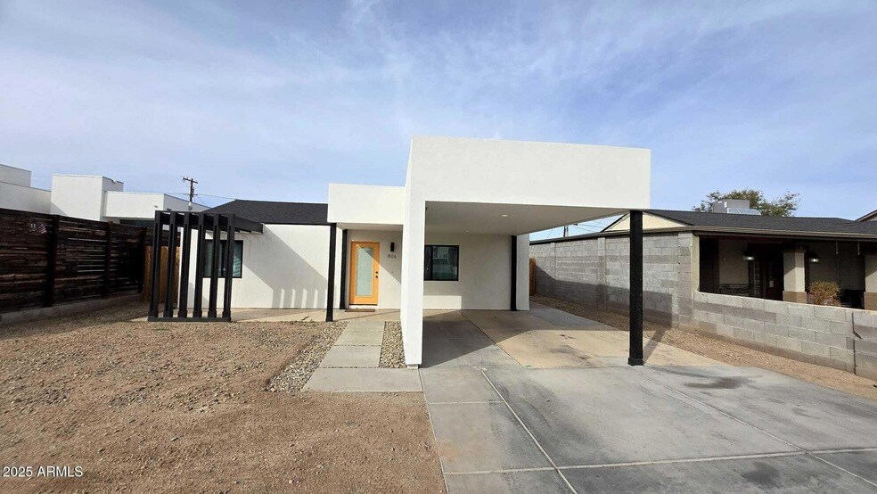 Foto principal - 806 E Fairmount Ave