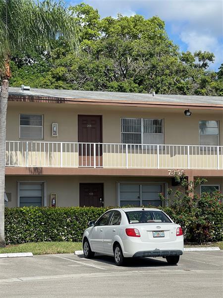 Foto del edificio - 7355 NW 5th Pl