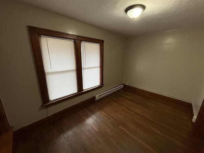 Foto del edificio - 10 Howard Pl