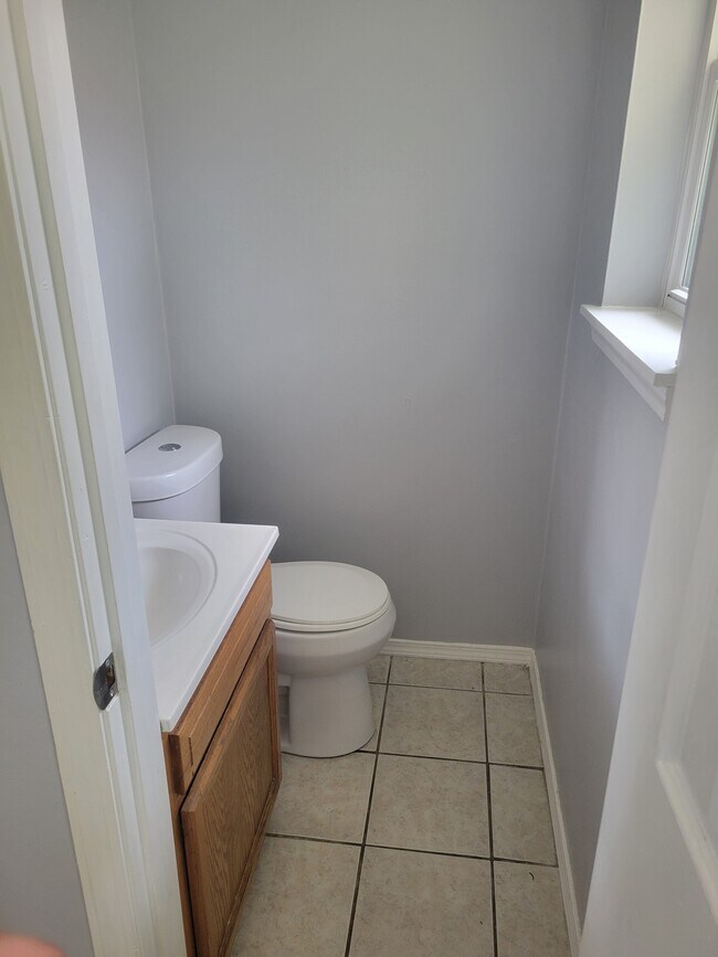 Building Photo - 203 Baylor Pl