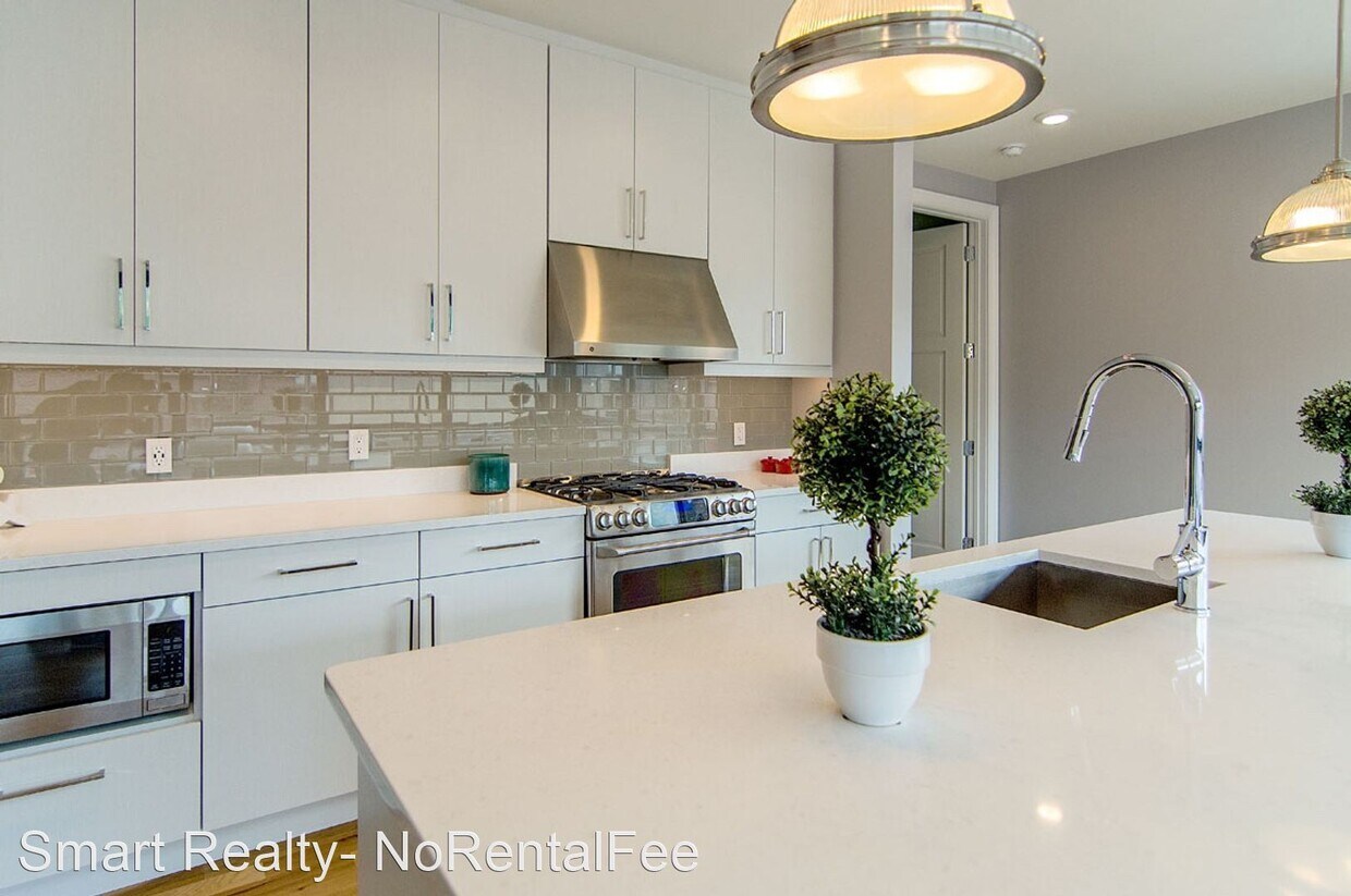 Foto principal - Studio, 1 bath Apartment - 930 River Road