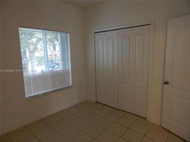 Foto del edificio - 8986 W Flagler St