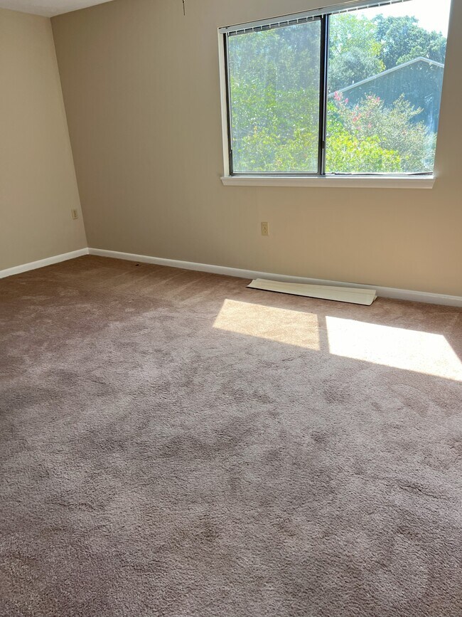 Foto del edificio - 118 Opp Blvd NE