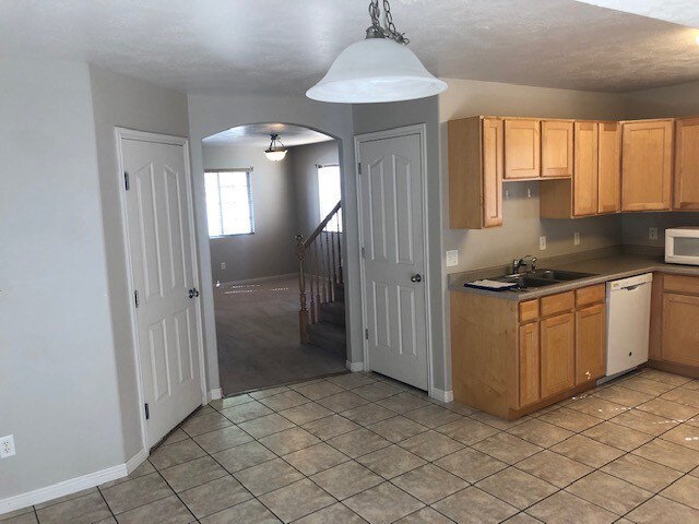 384 E Newsome Park Ln South Salt Lake Ut Townhouse For Rent In South Salt Lake Ut Apartments Com 384 E Newsome Park Ln South Salt Lake Ut Townhouse For Rent In South Salt Lake Ut Apartments Com
