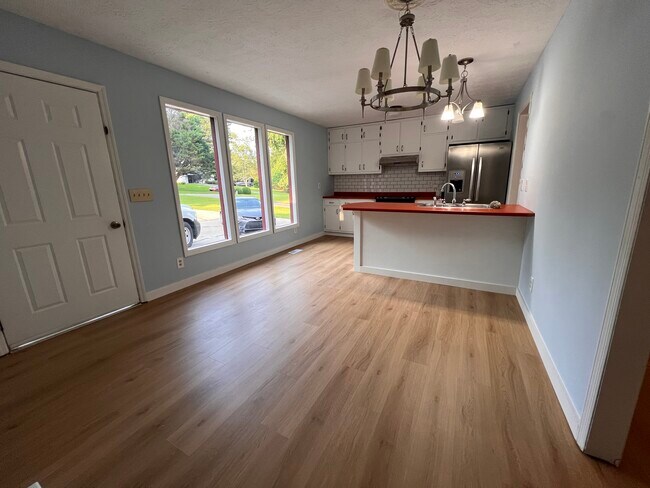 Foto del edificio - 4812 Bentwood Dr