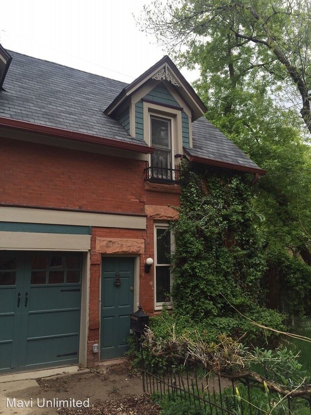 Primary Photo - 1325 Race St