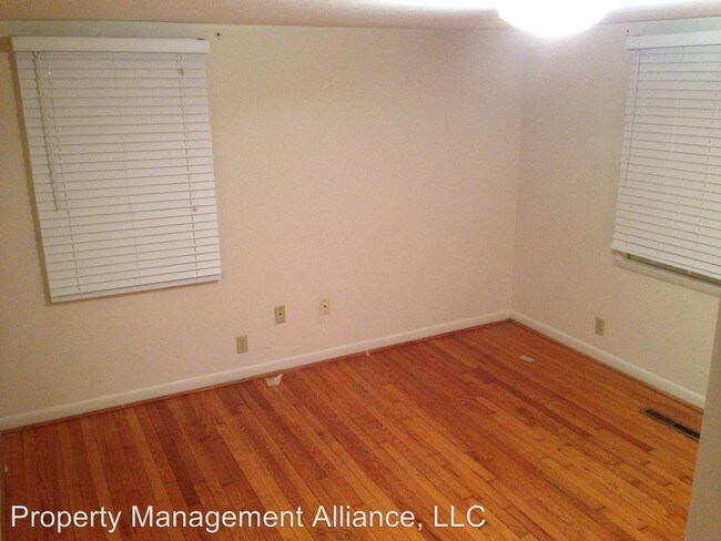 Foto del edificio - 105 Buckingham Ave