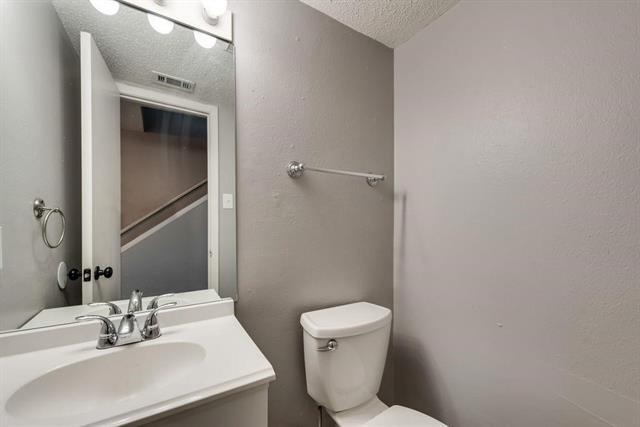 Foto del edificio - 5508 Columbia Ave