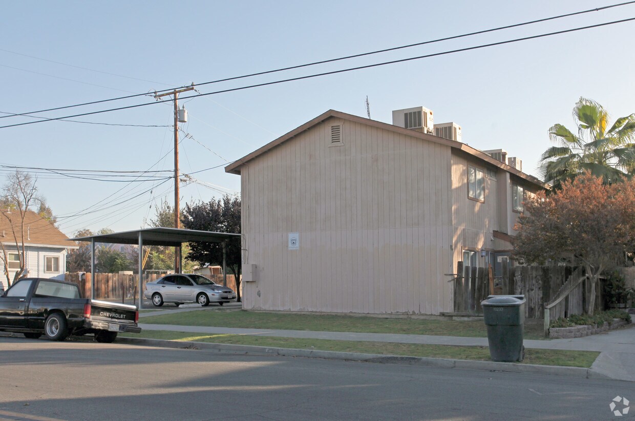 Foto del edificio - 307 N Brown St