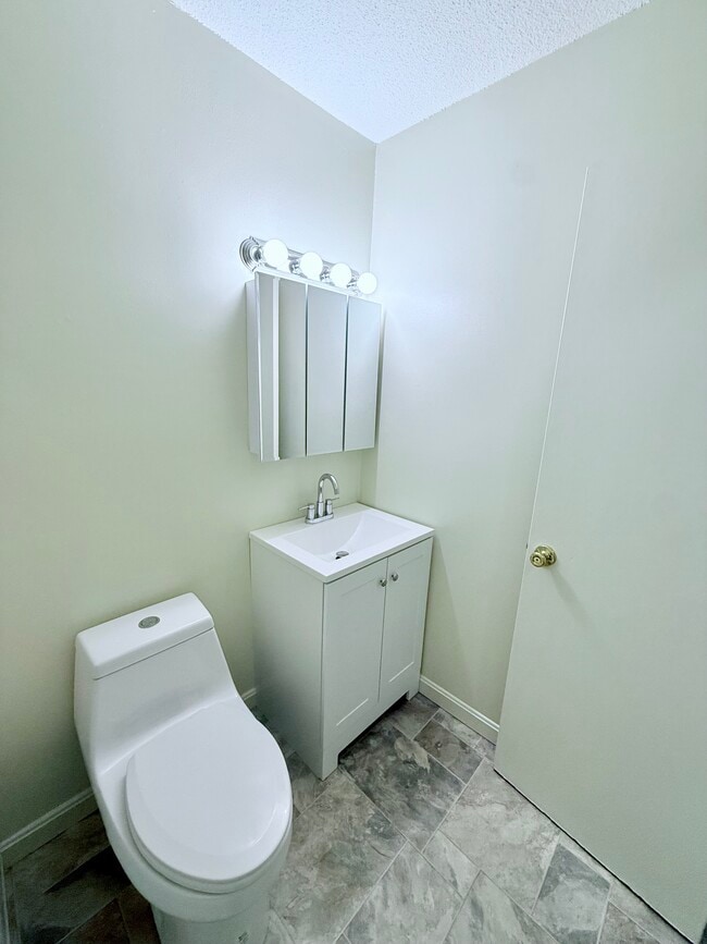 Building Photo - East Bay Apartments