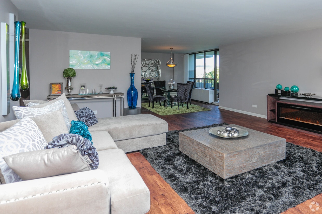 The Sapphire 16500 N Park Dr Southfield, MI