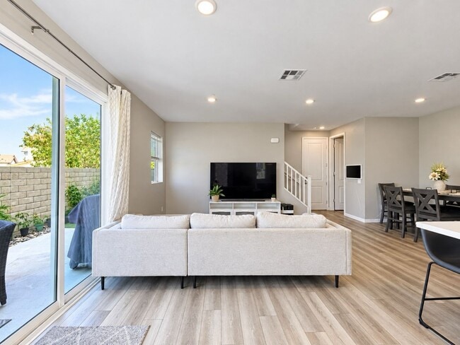Foto del edificio - 27473 Quiet View Pl