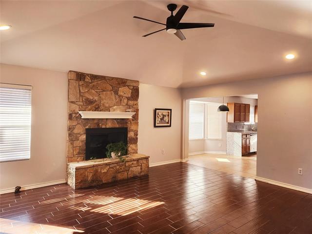 Foto del edificio - 6210 Lotus Dr