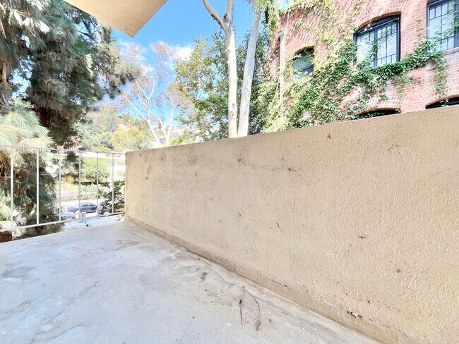 Foto del edificio - 1784 N. Sycamore Ave. Los Angeles, CA 90028