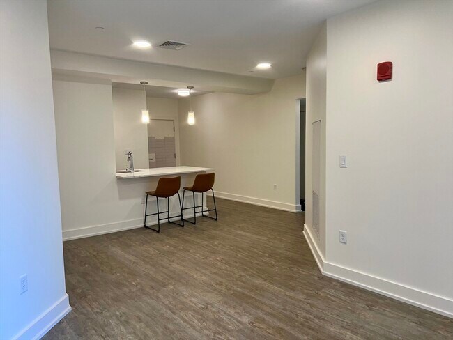 Foto del edificio - 20 Penniman Rd