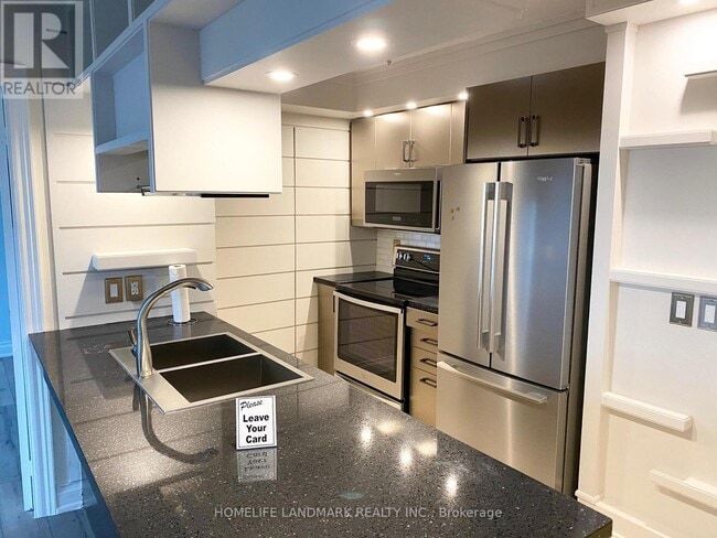 Building Photo - 509 Beecroft Rd